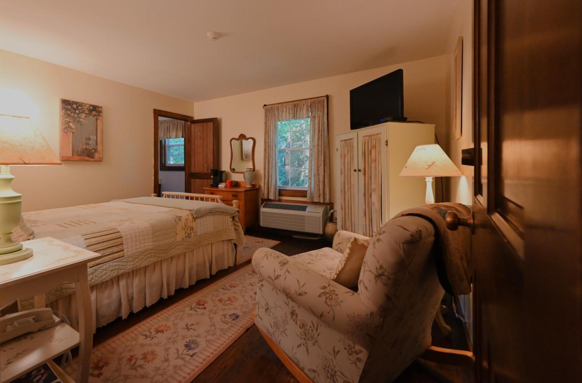 Averill Park La Perla Restaurant & Country Inn מראה חיצוני תמונה