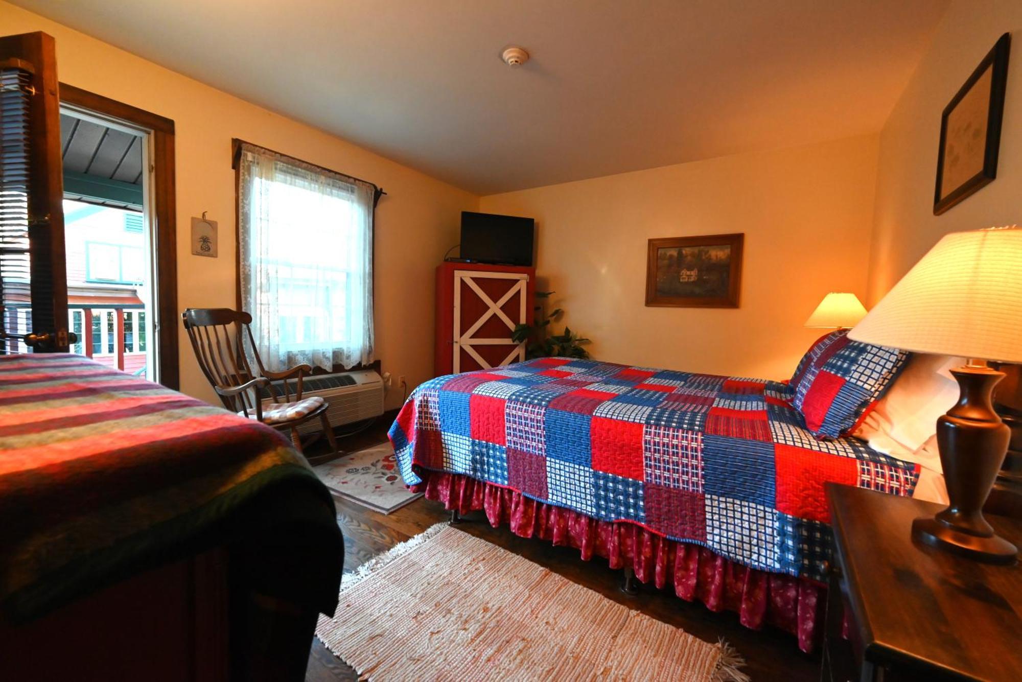 Averill Park La Perla Restaurant & Country Inn מראה חיצוני תמונה